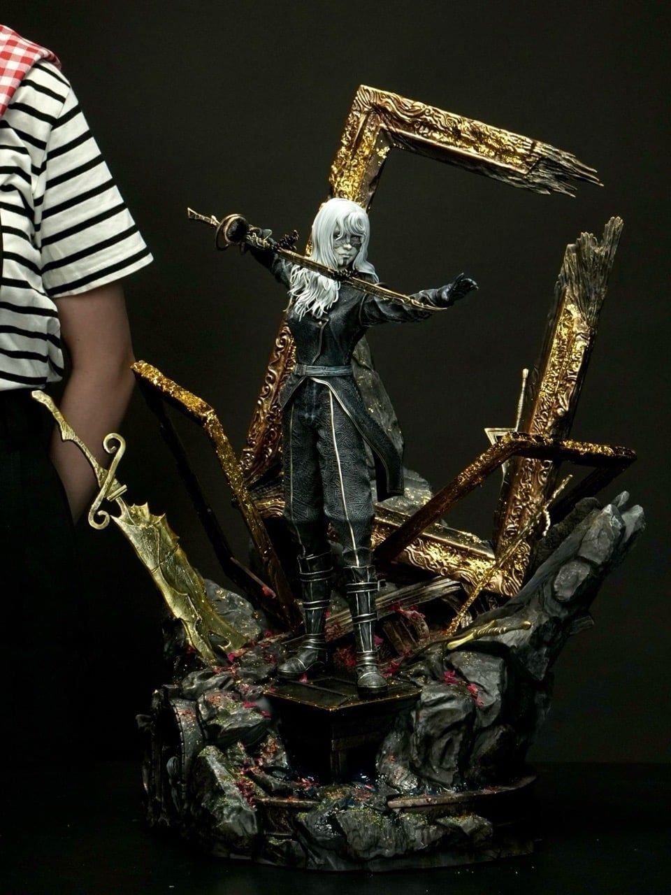 Bard Studio X Dusk Studio - Alicia in Verso's Sister's Painting Clair Obscur: Expedition 33