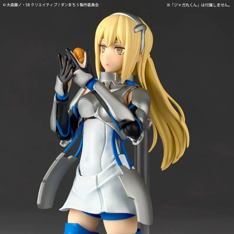 Kaiyodo - Revoltech Is It Wrong to Try to Pick Up Girls in a Dungeon? Ais Wallenstein (Licensed)