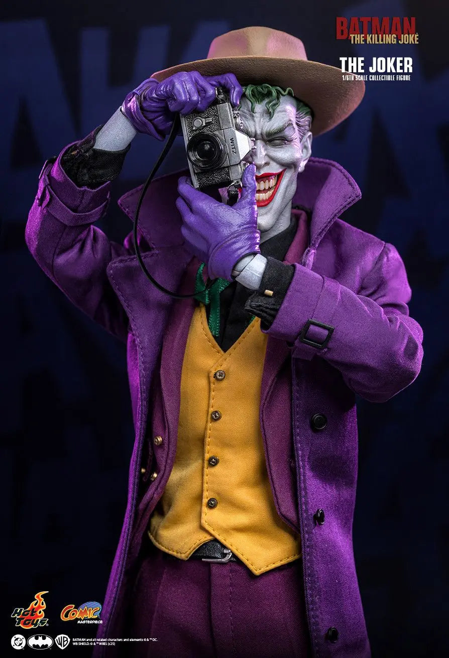 Hottoys - Batman: The Killing Joke The Joker 1/6th scale Collectible Figure CMS028 (Licensed)