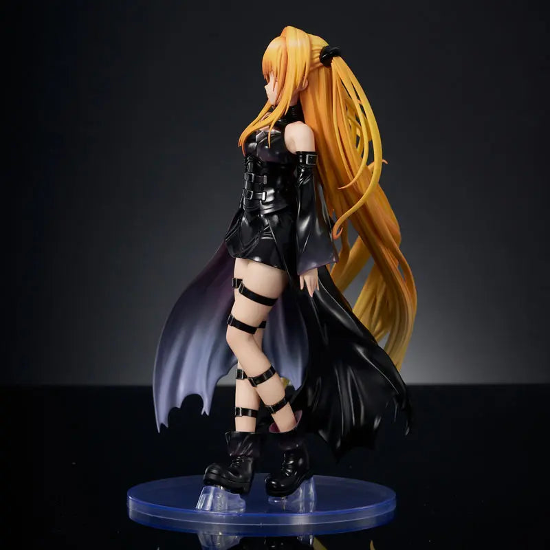 Union Creative - To Love-Ru Darkness Golden Darkness Black Trance ver. Complete Figure (Licensed)