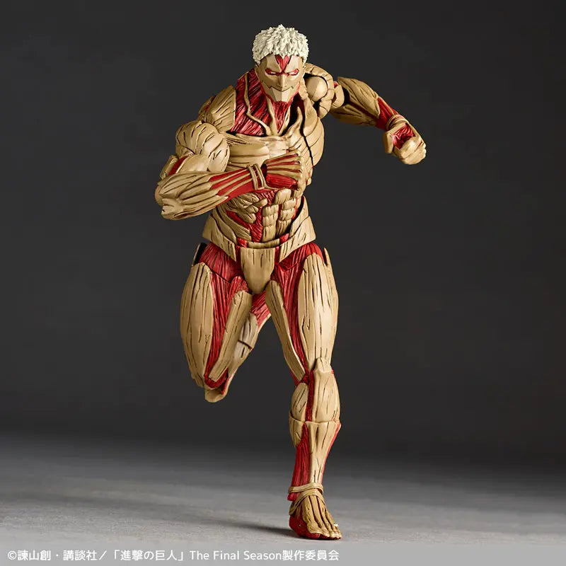Kaiyodo - Revoltech Amazing Yamaguchi Attack on Titan Armored Titan & Female Titan (Licensed)
