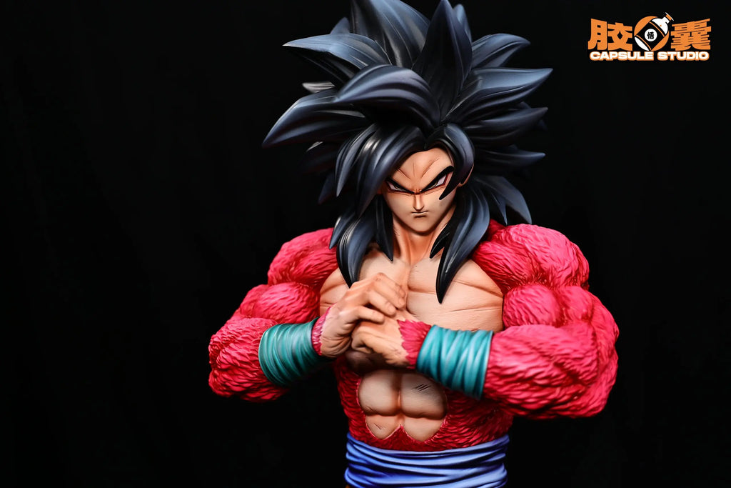 Capsule Studio - Dragon Ball Super Saiyan 4 Goku Clasps His Fists