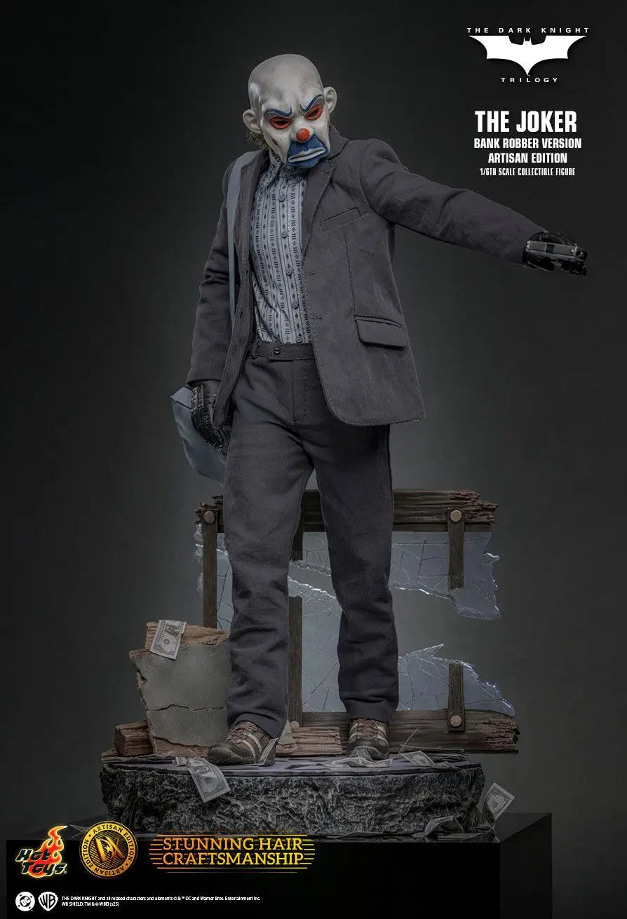 Hottoys - The Dark Knight Trilogy The Joker (Bank Robber Version) 1/6th scale Collectible Figure DX50 (Licensed)