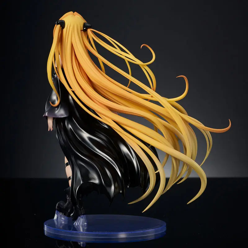 Union Creative - To Love-Ru Darkness Golden Darkness Black Trance ver. Complete Figure (Licensed)