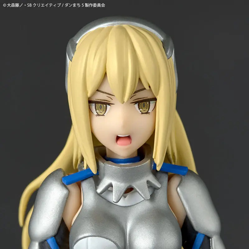 Kaiyodo - Revoltech Is It Wrong to Try to Pick Up Girls in a Dungeon? Ais Wallenstein (Licensed)