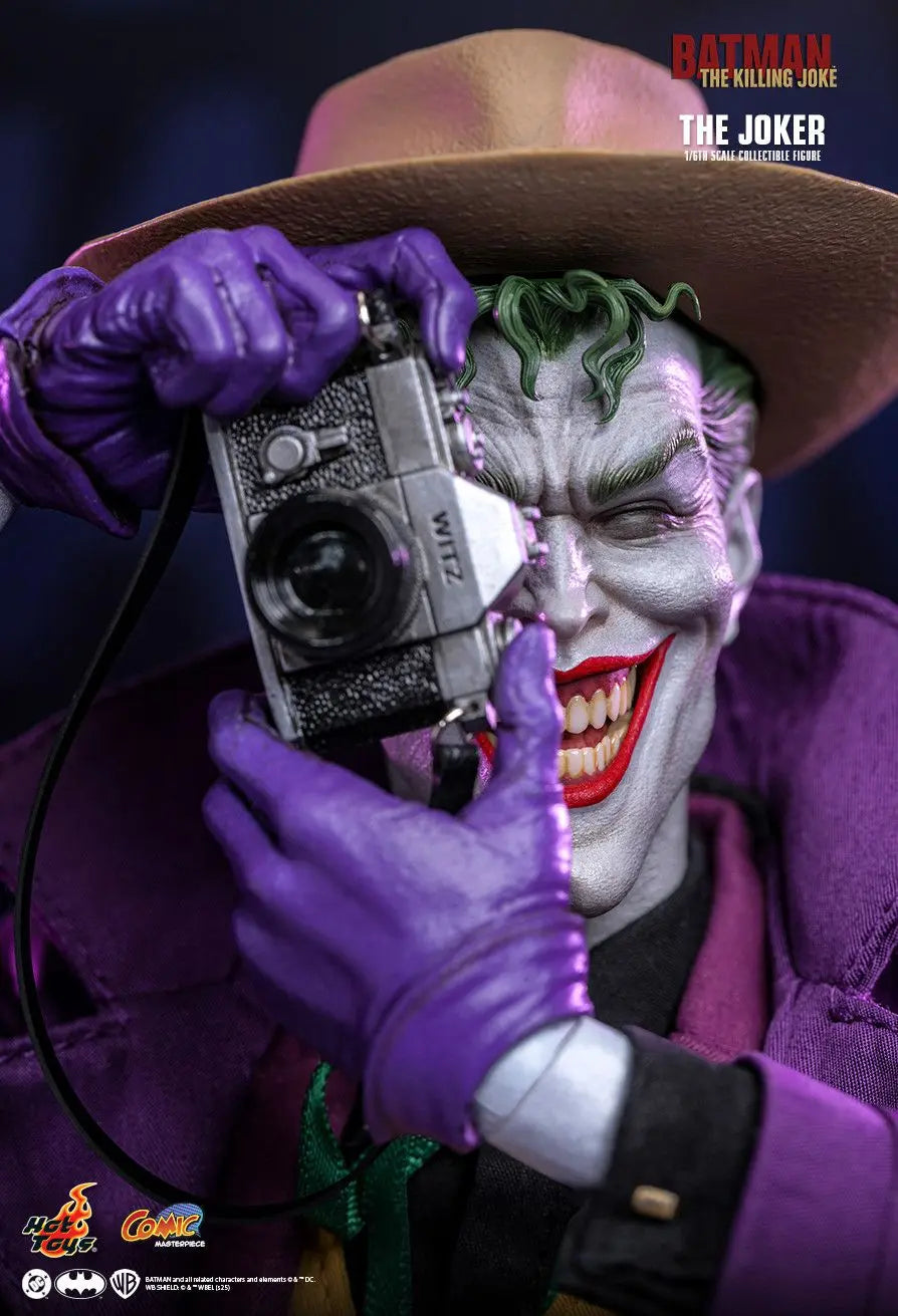 Hottoys - Batman: The Killing Joke The Joker 1/6th scale Collectible Figure CMS028 (Licensed)