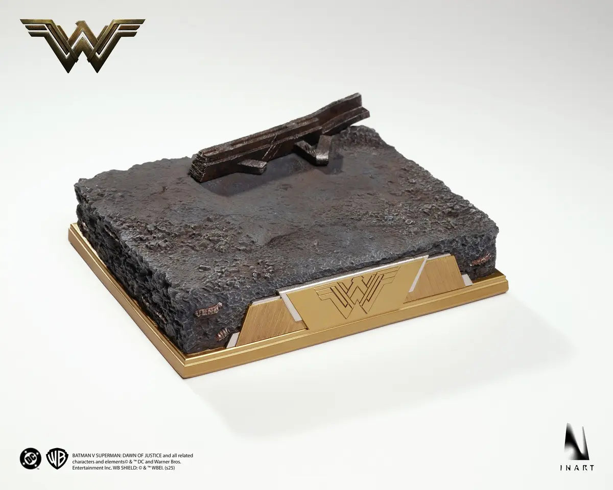 INART Studio - Batman v Superman: Dawn of Justice Wonder Woman (Licensed)