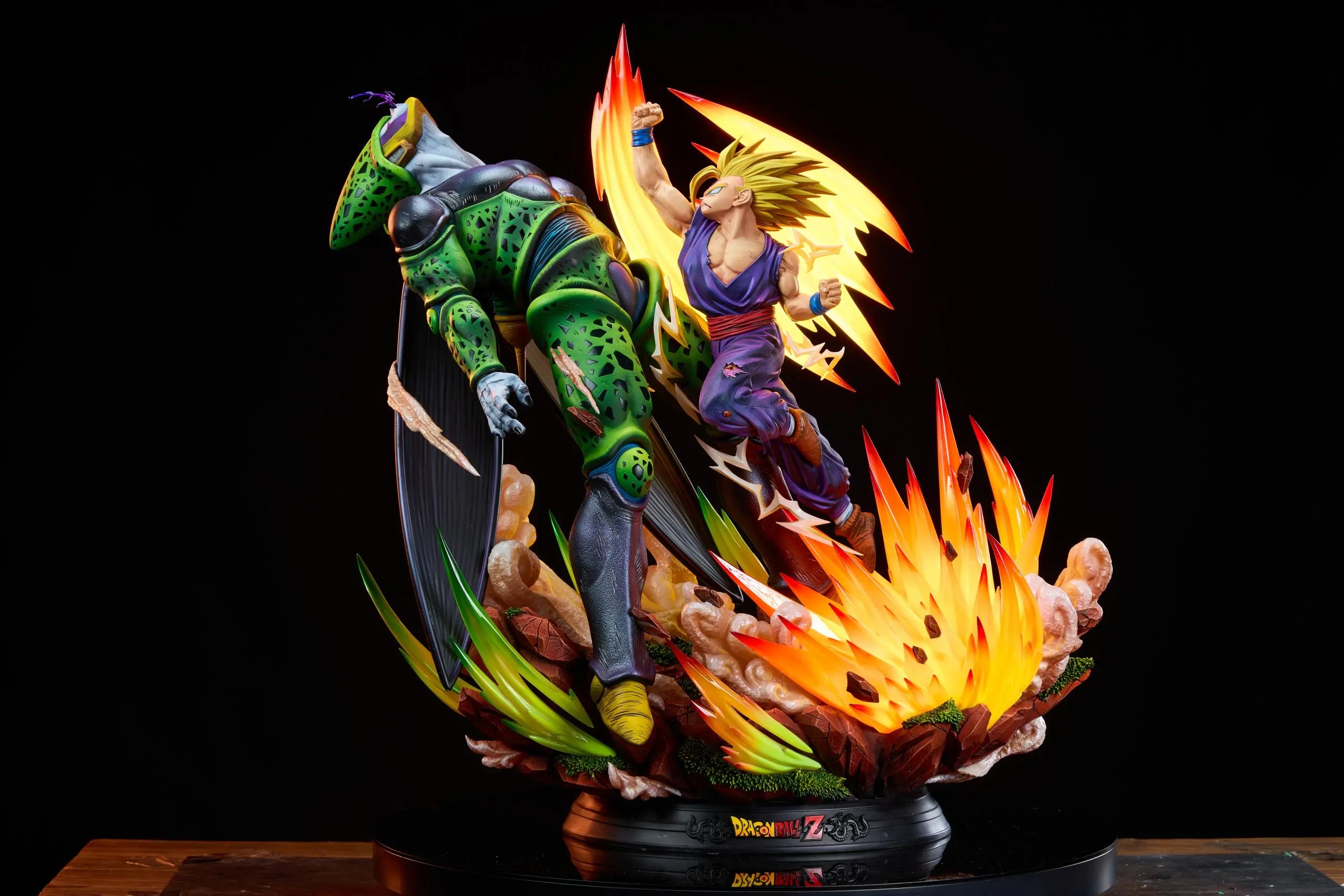 KD Collectibles Studio - Gohan vs Cell Dragon Ball