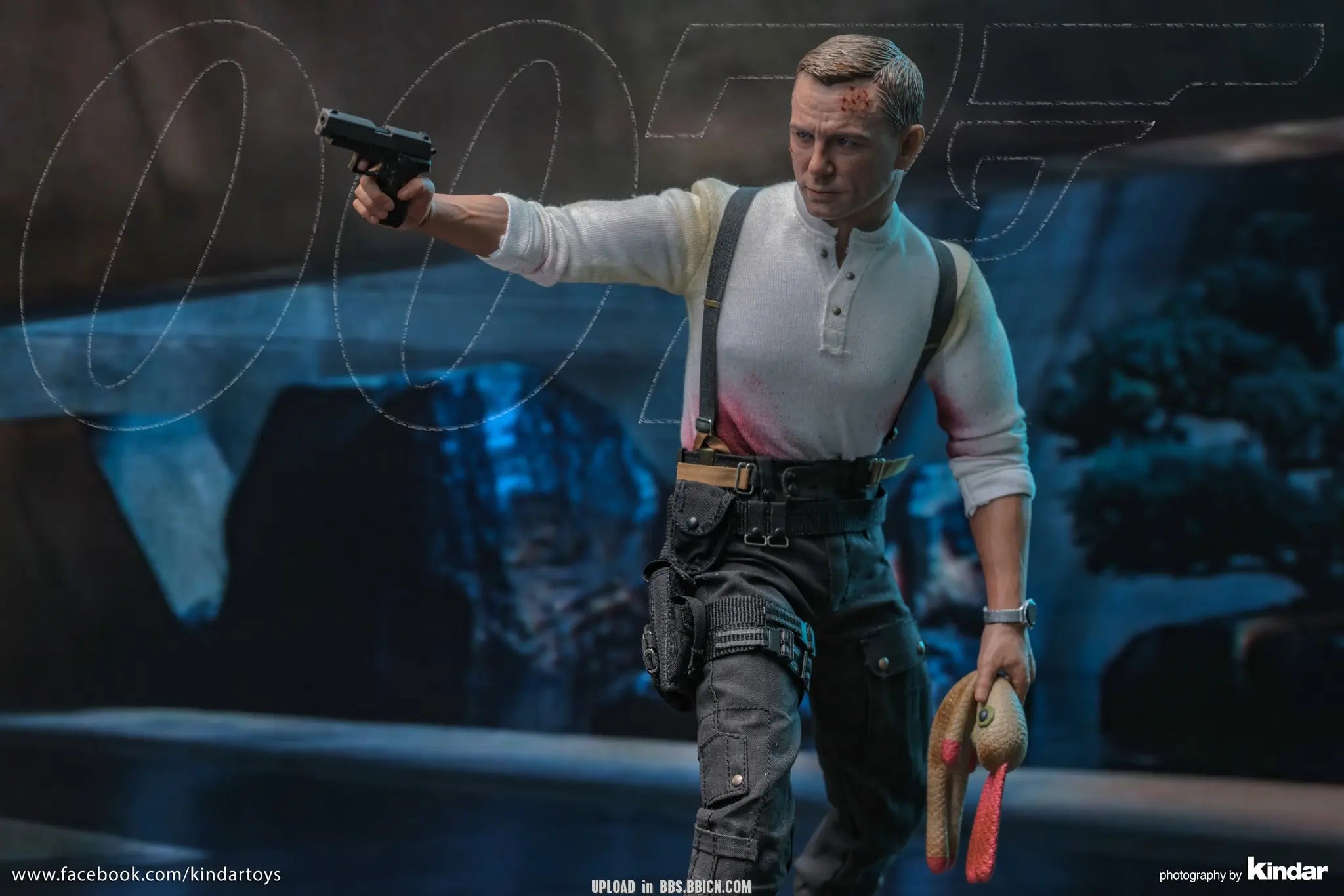 Hottoys - No Time To Die James Bond (Commando Outfit) 1/6th scale Collectible Figure MMS804 (Licensed)