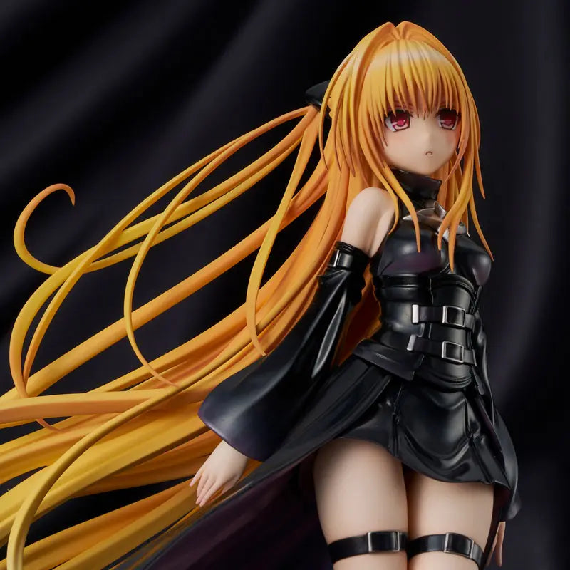 Union Creative - To Love-Ru Darkness Golden Darkness Black Trance ver. Complete Figure (Licensed)