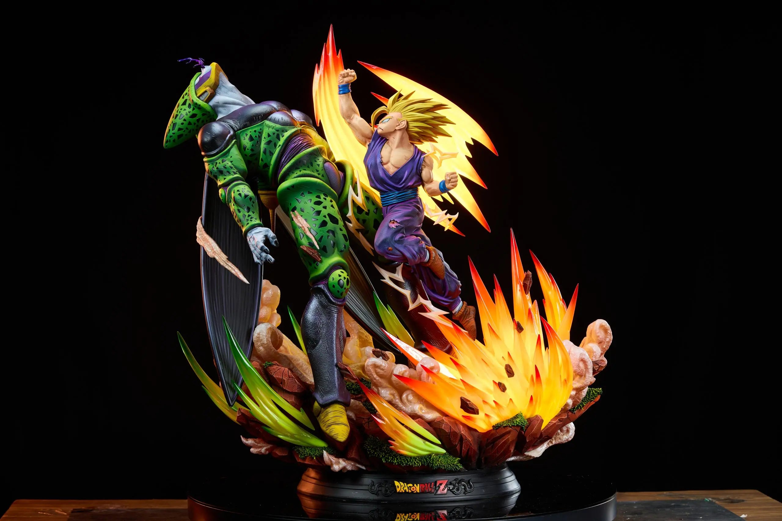KD Collectibles Studio - Gohan vs Cell Dragon Ball