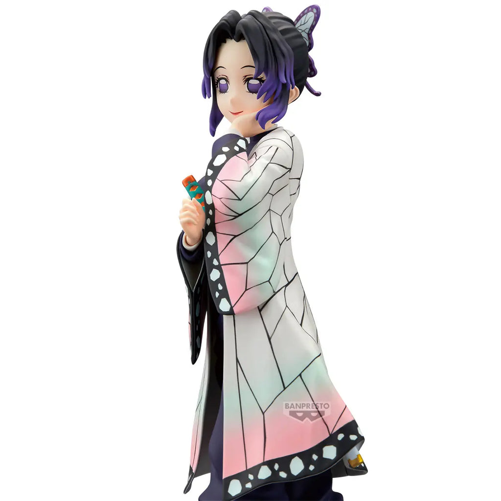 BANPRESTO - Demon Slayer: Kimetsu no Yaiba GLITTER & GLAMOURS Shinobu Kocho (Licensed)