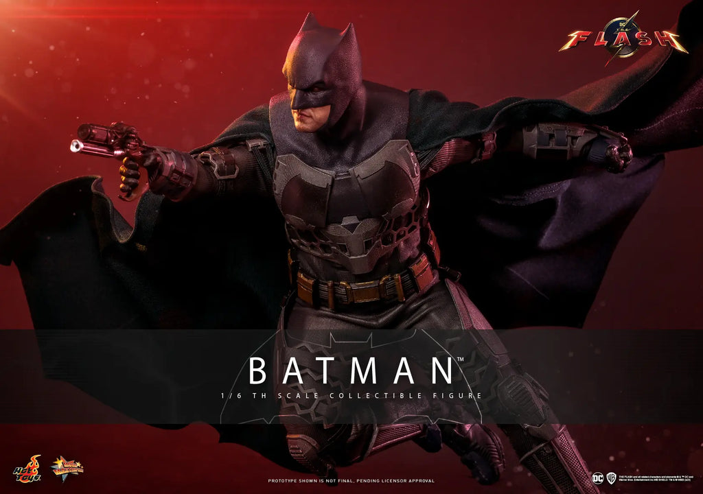 Hottoys - The Flash - Batman and Batcycle - 1/6th Scale MMS703 MMS704 MMS705 (Licensed)
