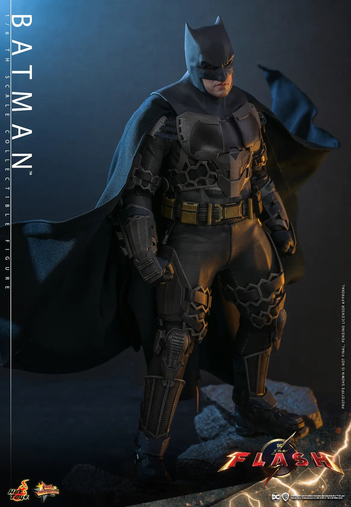 Hottoys - The Flash - Batman and Batcycle - 1/6th Scale MMS703 MMS704 MMS705 (Licensed)