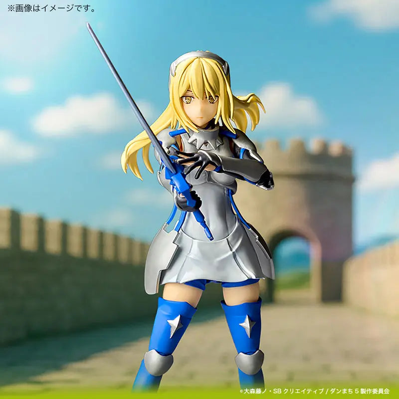 Kaiyodo - Revoltech Is It Wrong to Try to Pick Up Girls in a Dungeon? Ais Wallenstein (Licensed)
