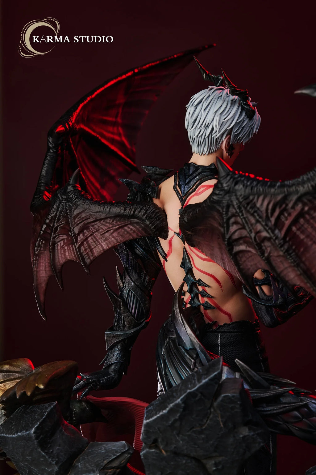 KARMA studio - Love and Deepspace Otome private statue Dragon Sylus