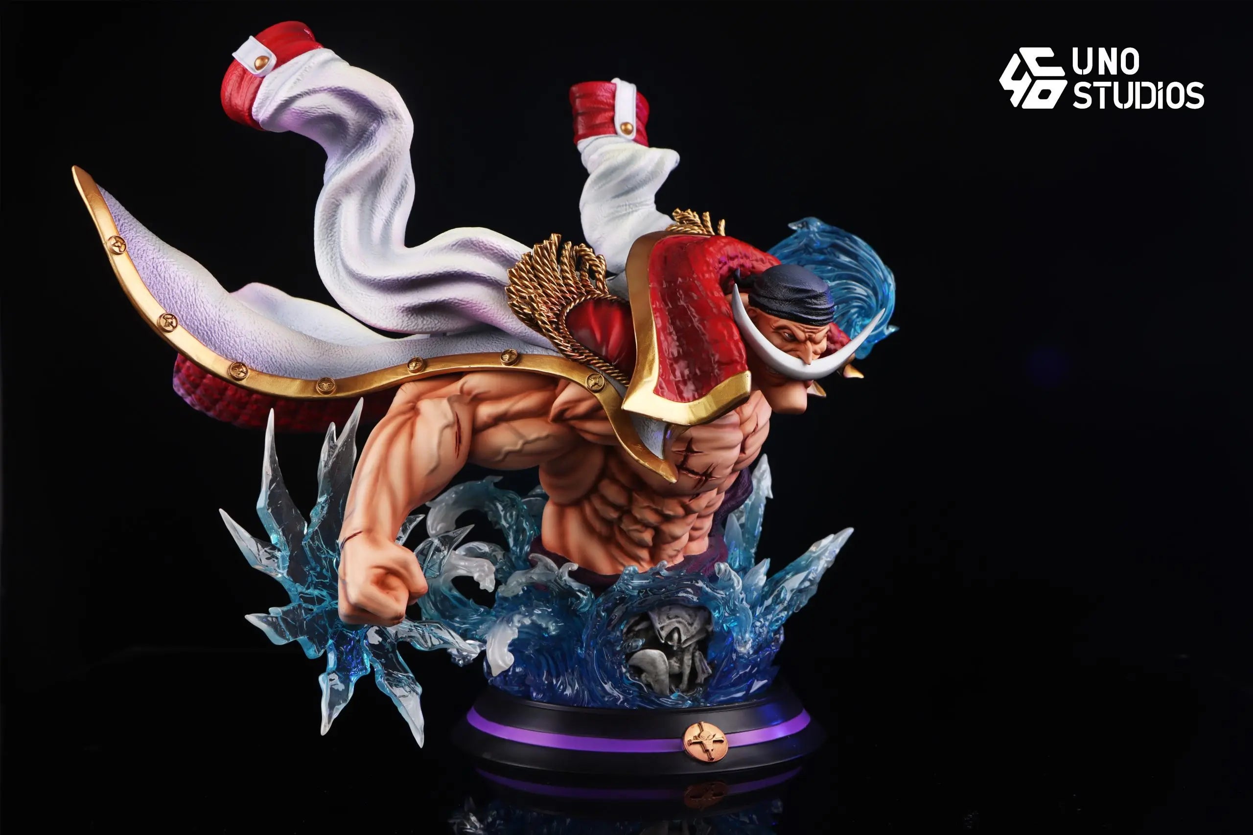 UNO Studio - One Piece Whitebeard Desk Figure Bust