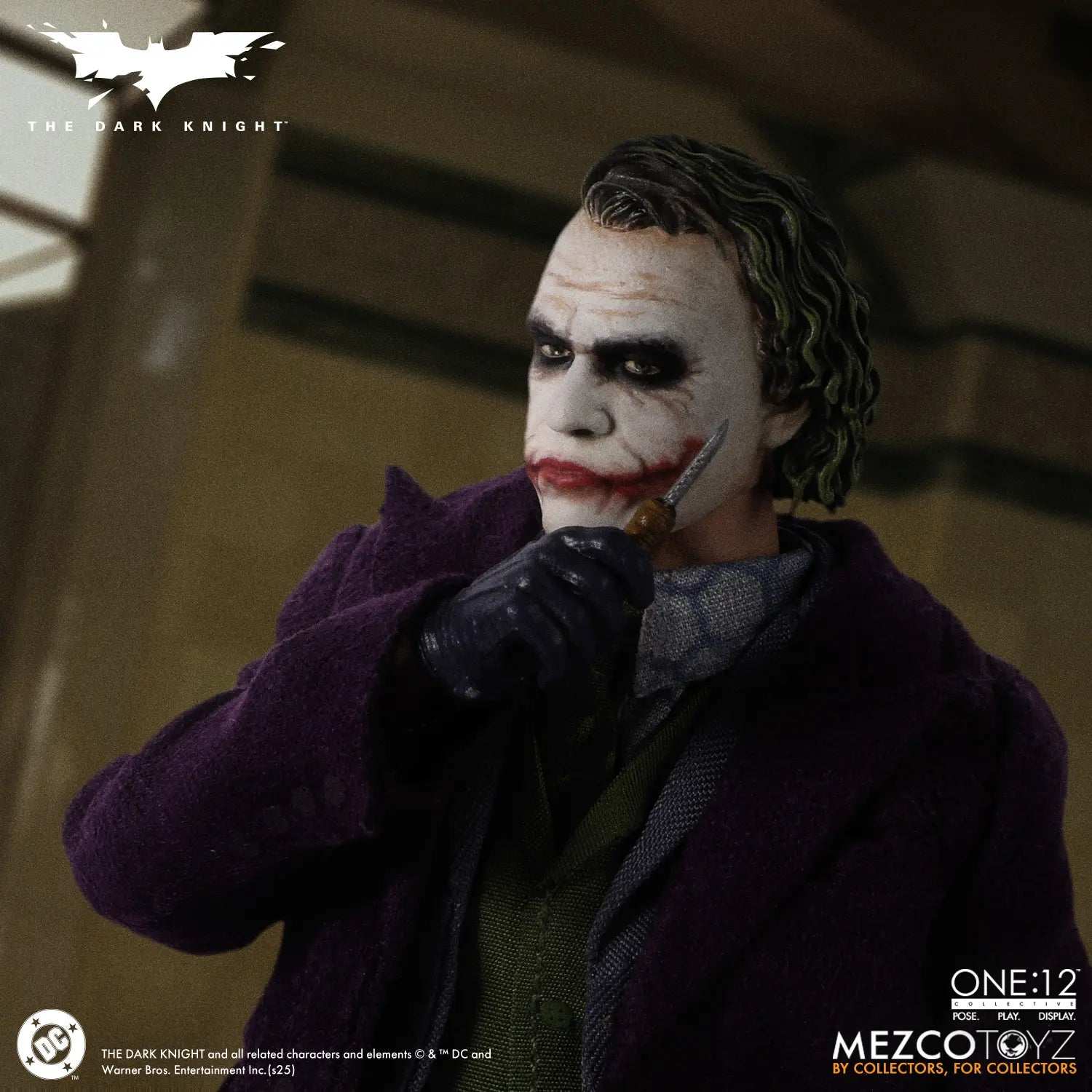Mezco Studio - 112 The Dark Knight The Joker (Licensed)