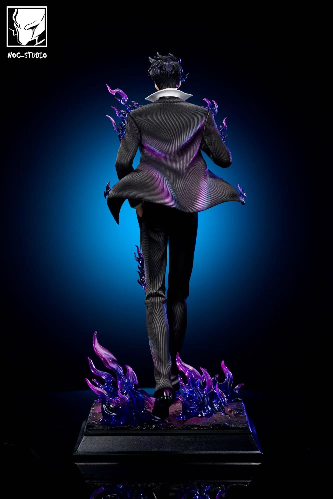 Noc Studio - Solo Leveling Shadow Monarch Sung Jin Woo in Suit