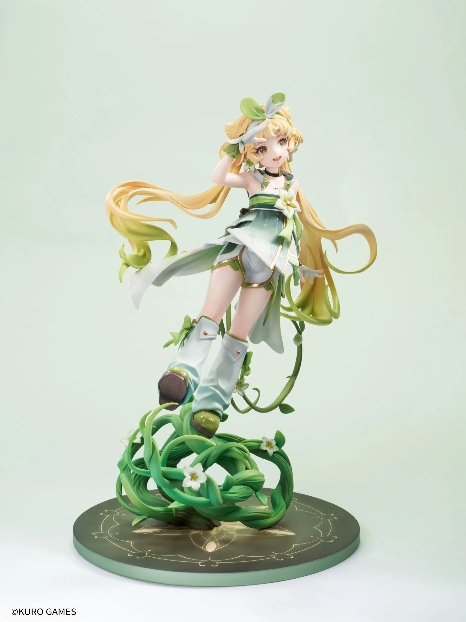 Hobby Sakura - Wuthering Waves Verina 1/7 Figure (Licensed)