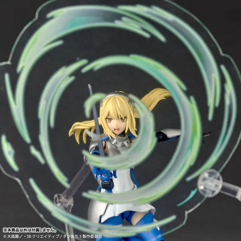 Kaiyodo - Revoltech Is It Wrong to Try to Pick Up Girls in a Dungeon? Ais Wallenstein (Licensed)