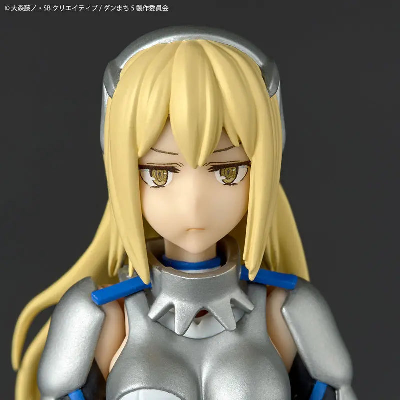 Kaiyodo - Revoltech Is It Wrong to Try to Pick Up Girls in a Dungeon? Ais Wallenstein (Licensed)