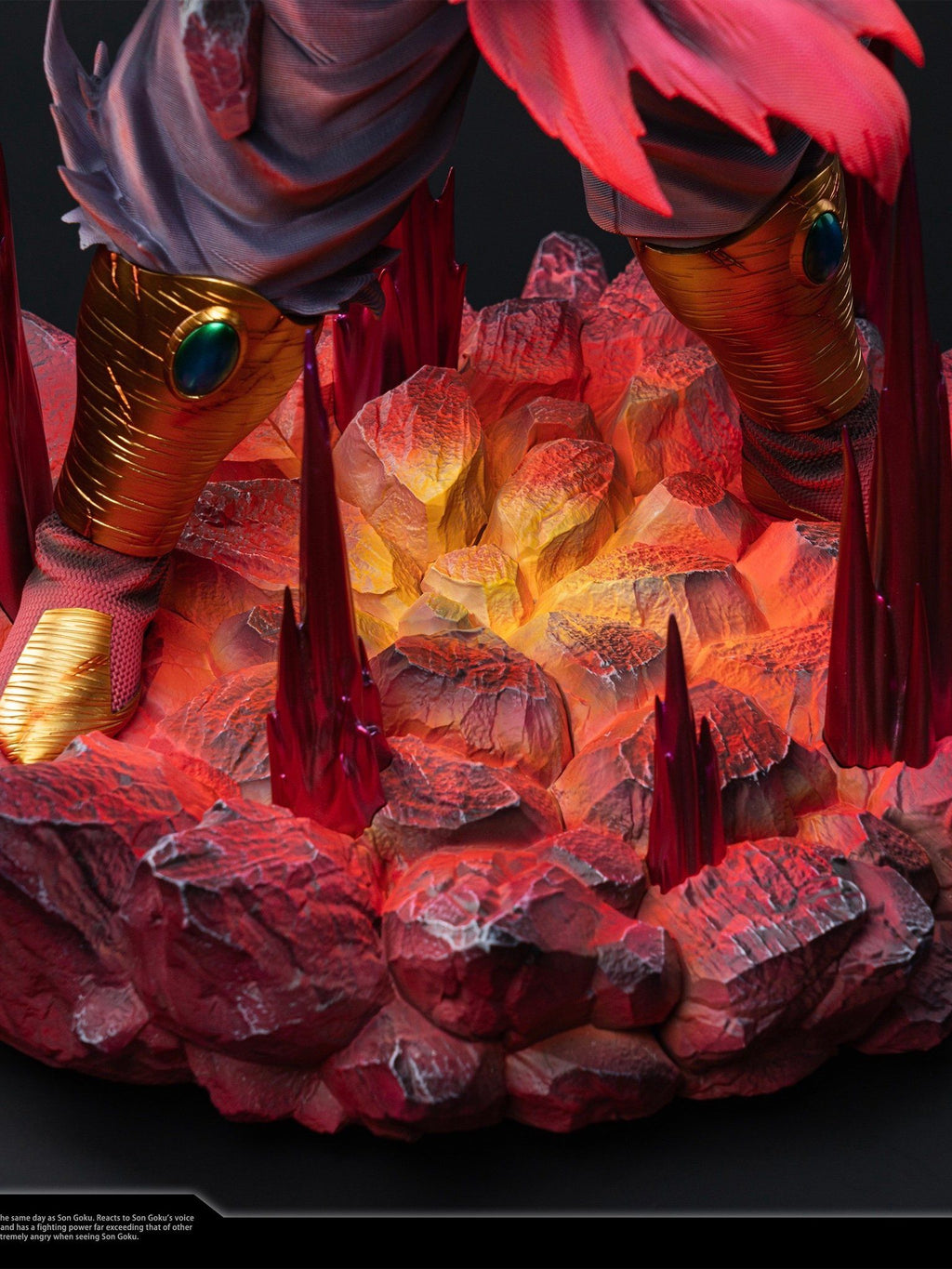 DARK EYES Studio - Dragon Ball Super Saiyan 4 Broly