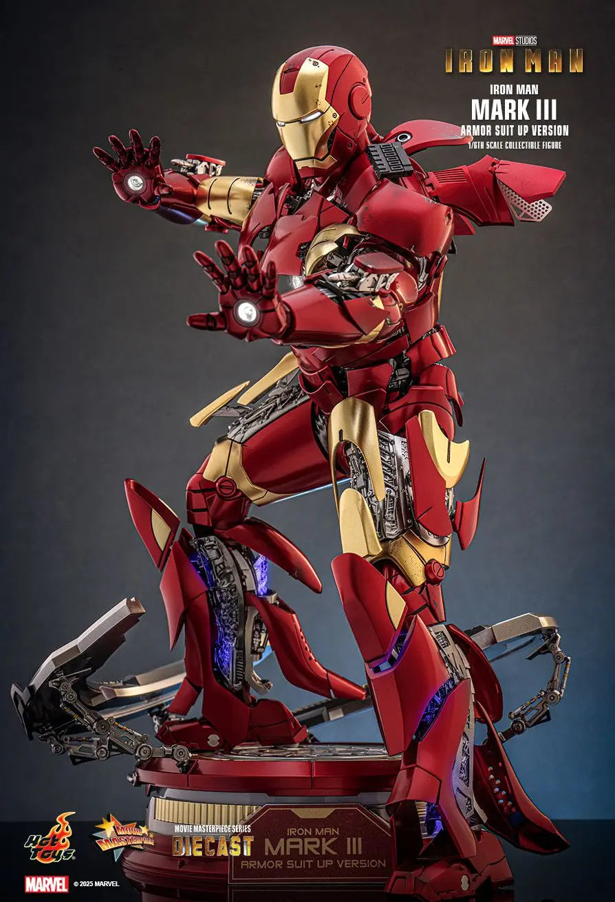 Hottoys - Iron Man Mark III (Armor Suit Up Version) 1/6th scale Collectible Figure MMS825D72 (Licensed)