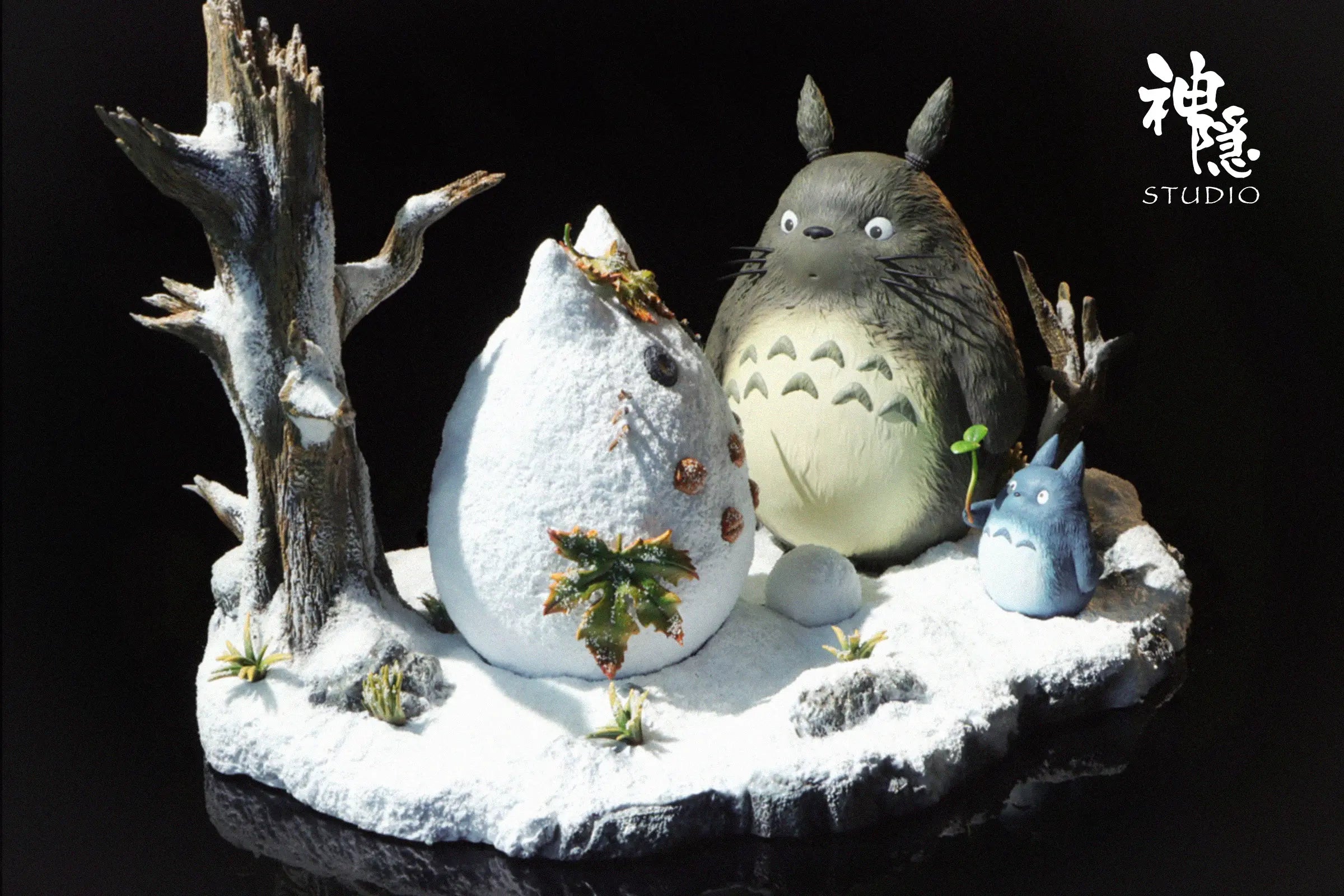 Shen Yin Studio - My Neighbor Totoro Encounter Series My Neighbor Totoro Playing in the Snow