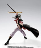 BANDAI - One Piece S.H.Figuarts Dracule Mihawk Hawkeye (Licensed)