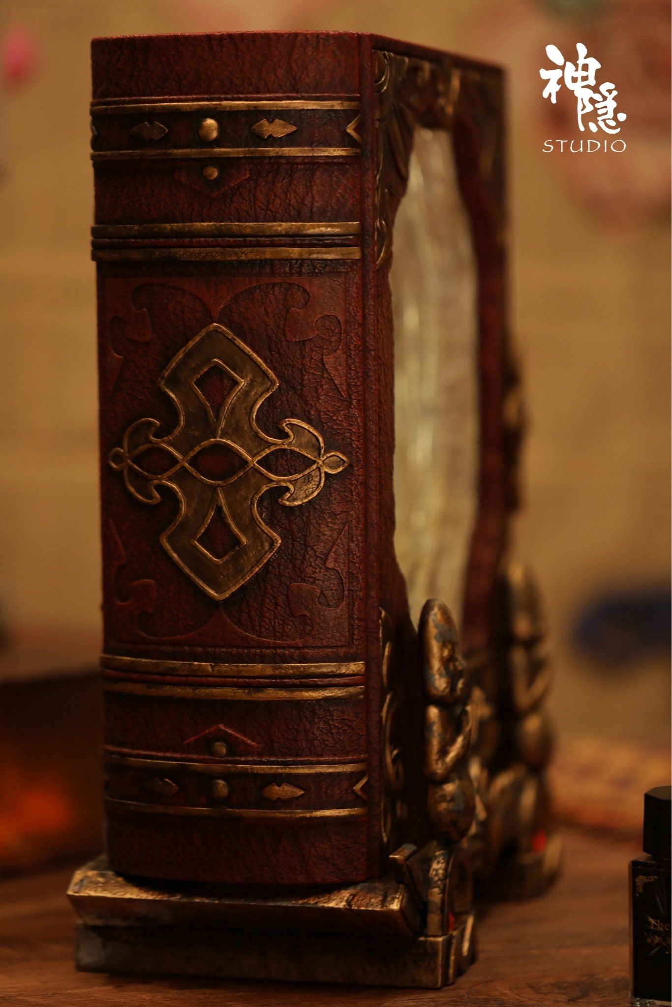 Shen Yin Studio - Howl's Moving Castle Encounter Series The Pact Tome Calcifer