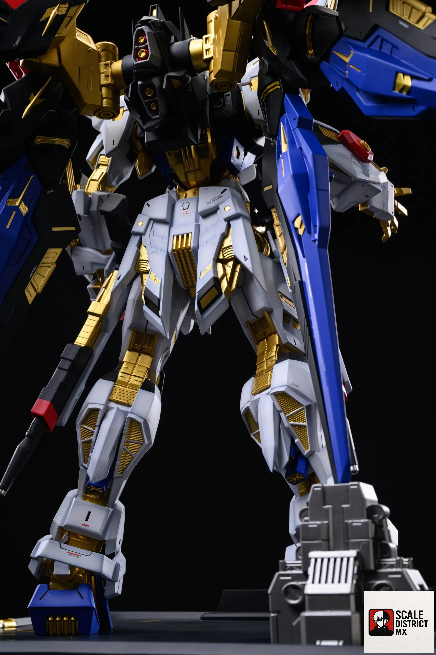 Mecha era Studio - Mobile Suit Gundam Blue Battle Mecha Dual-Form Super Limited Edition Lighting Three-Dimensional Scene Statue