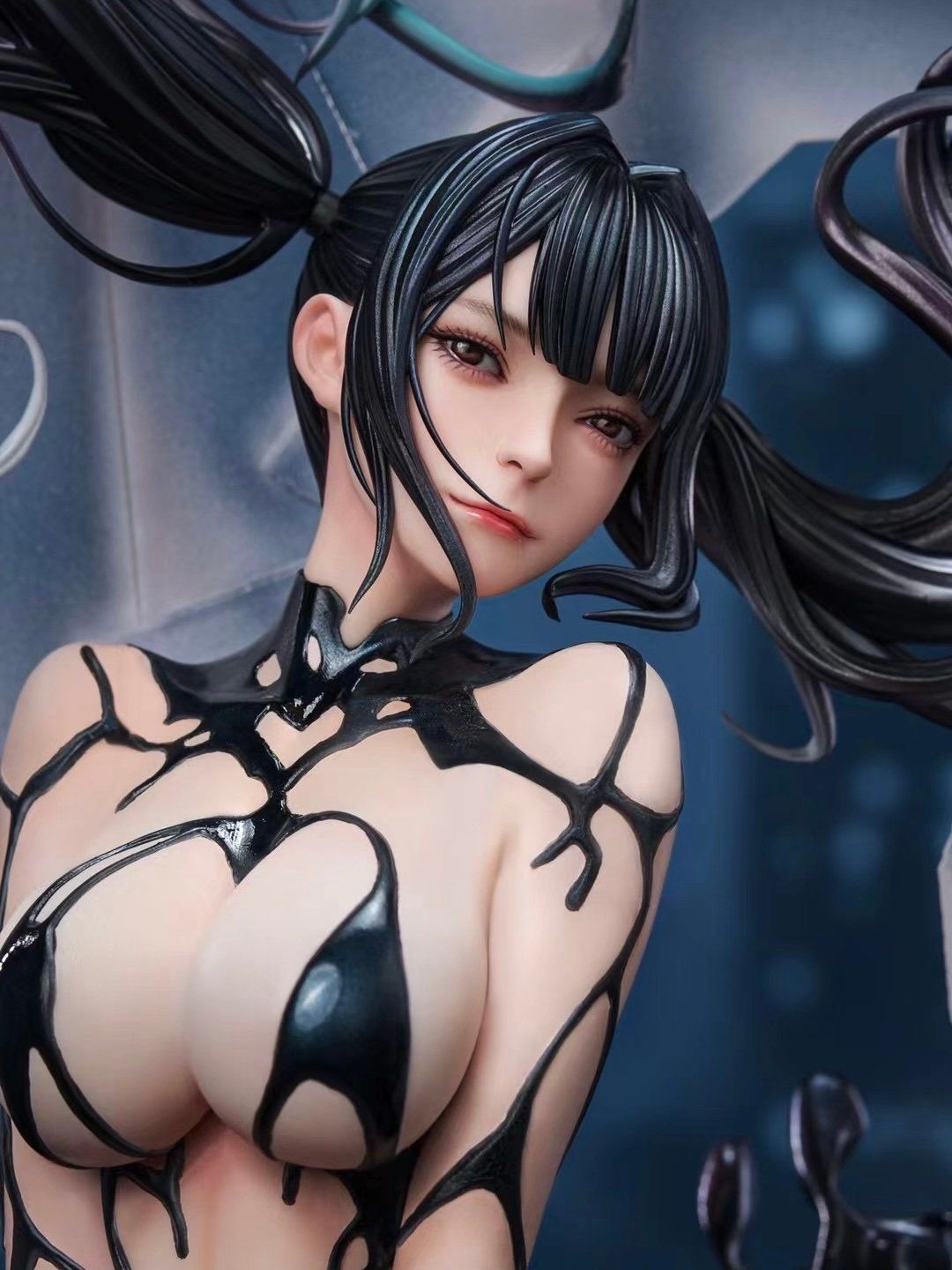 Source Studio - 14 Venom Girl