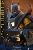 Hottoys - Batman Arkham Origins Knightfall Batman 16 scale Collectible Figure VGM74 (Licensed)