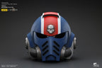 JOYTOY - Warhammer 40,000 Ultramarines Lieutenant Titus' MKX Helmet & Display Stand JT01741 JT01697 (Licensed)