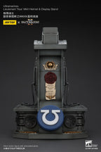 JOYTOY - Warhammer 40,000 Ultramarines Lieutenant Titus' MKX Helmet & Display Stand JT01741 JT01697 (Licensed)
